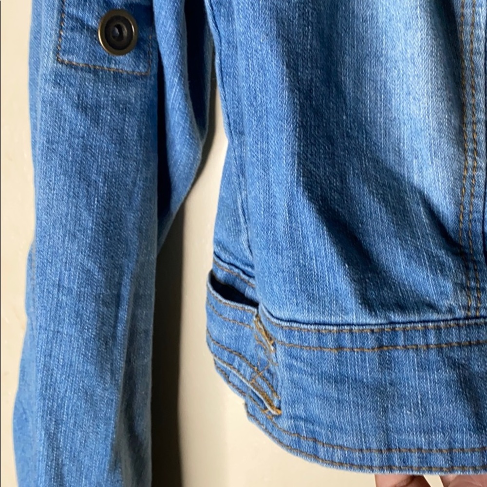 Jean Jacket - Picture 3 of 6